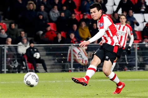 Lozano Anota El Gol Del Triunfo Del Psv