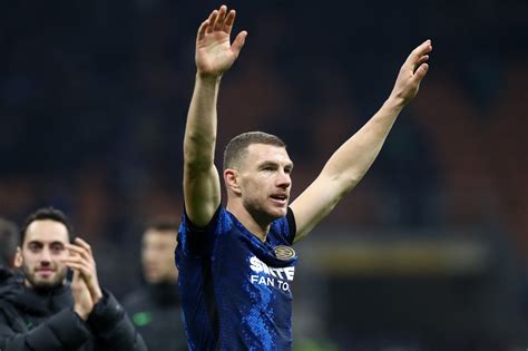 Photo Inter Striker Edin Dzeko Shares Supercoppa Joy Happy To