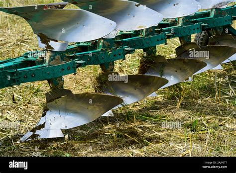 Implemento de labranza fotografías e imágenes de alta resolución Alamy