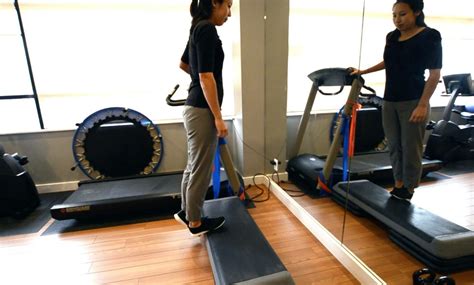 Heel Pain - Achilles Tendinopathy Isometric Holds - INSYNC PHYSIO