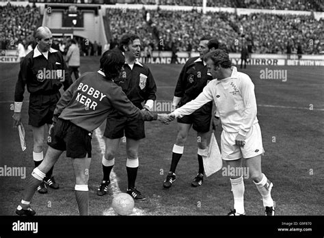 Sunderland Captain Bobby Kerr L Shakes Hands With Leeds United