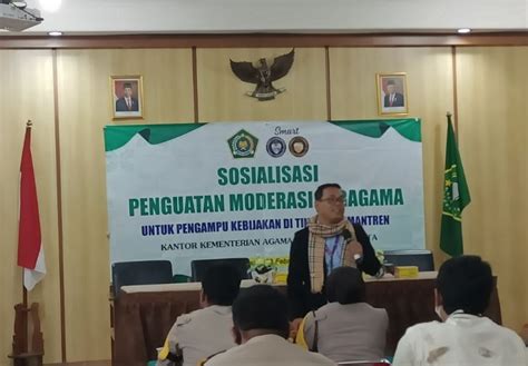 Sosialisasi Penguatan Moderasi Beragama Bagi Pengampu Kebijakan Di