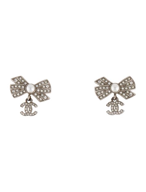 Chanel Strass Cc Stud Earrings Gold Plated Stud Earrings