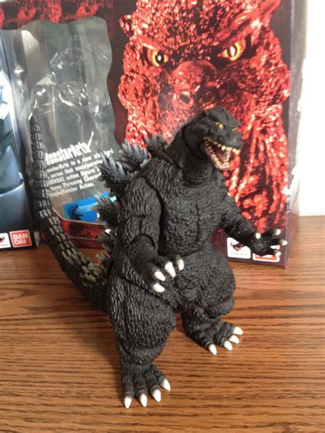 Bandai Sh Monsterarts Godzilla 1994 And Mecha Godzilla 2 1731142760