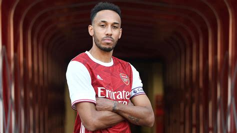 Arsenal captain Pierre-Emerick Aubameyang signs new three-year contract ...