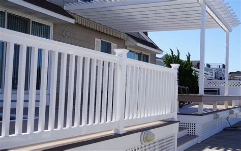 Vinyl Railing | PVC Railing | Railings for Deck, Porch, Balcony Near ...