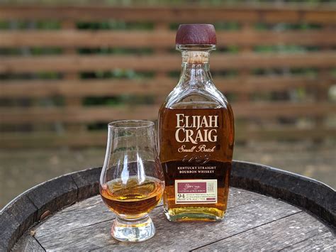 Whiskey Review: Elijah Craig Small Batch Bourbon – Thirty-One Whiskey