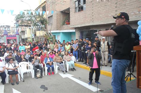 Fernando Velasco Inaugura La Cancha De Tacal Un Escenario De Primer