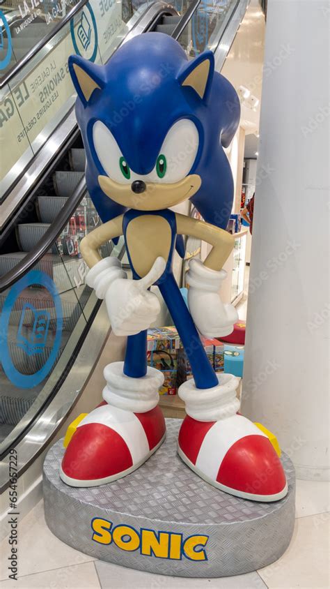 Sonic The Hedgehog Plastic Giant Sonic Toy Figurine Store In Market