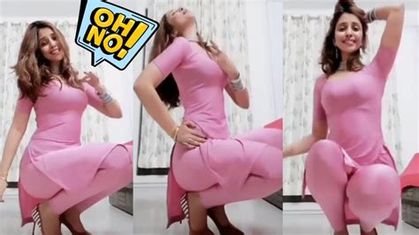 Really Hot And Sexy Dubsmash Dont Miss This One Tamil Falooda