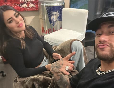 Voltaram Neymar E Bruna Biancardi Aparecem Juntos Em Foto Massa News