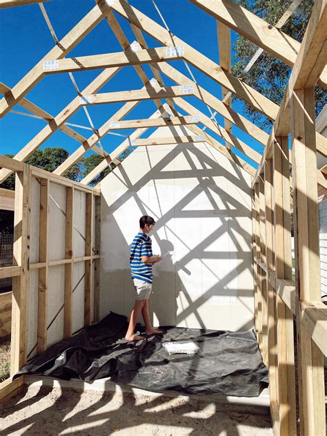 Bonnie's Chicken Coop — THREE BIRDS RENOVATIONS