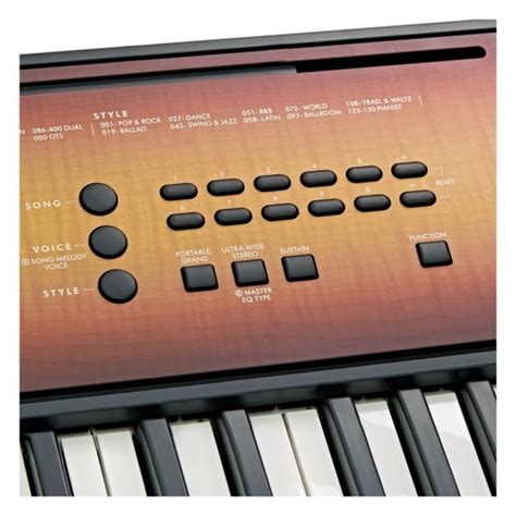 Yamaha PSR E360 Bärbart Keyboardpaket Lönn Gear4music