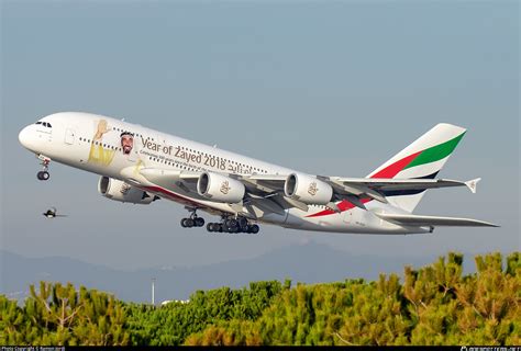 A6 EUA Emirates Airbus A380 861 Photo By Ramon Jordi ID 906661