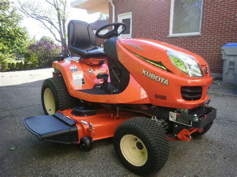 Kubota Gr 2120 Lawn Tractor Farming Equipment Grand Bend Kijiji