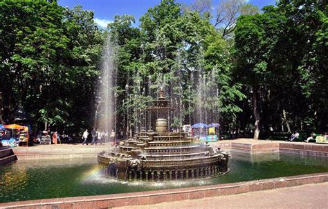 Stephen The Great Public Garden Chisinau