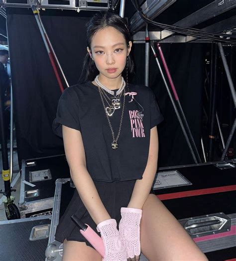 Pin De Ainhoa Carrasco En Prettyy Famosos Ropa Kim Jennie