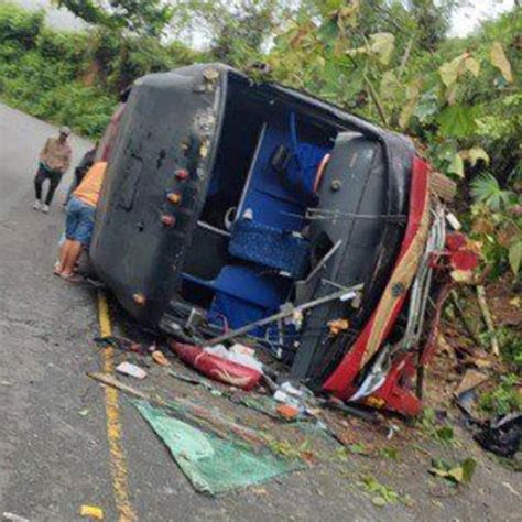 19 heridos en accidente de bus en Santo Domingo de los Tsáchilas