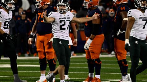 How Michigan State Football Defense Solves Problems With Aggression