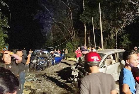 Dua Maut Nahas Tiga Kenderaan Di Jalan Jerantut Kuala Tembeling Astro