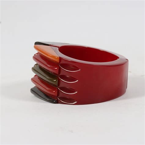 Lot Vintage Iconic Red Philadelphia Bracelet With Polychrome Bakelite