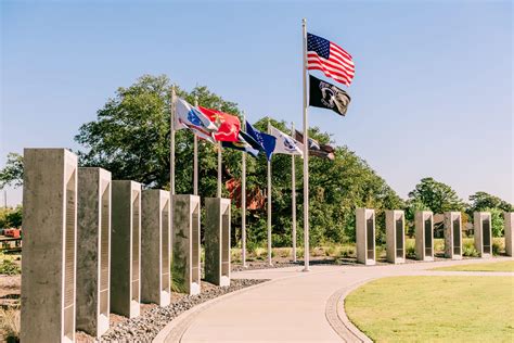 Veterans Memorial – Moncus Park