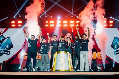 Lahirnya Para Juara Baru Esports Indonesia Raih Piala Presiden Total