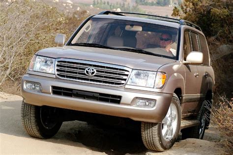 2004 Toyota Land Cruiser Reviews, Specs and Prices | Cars.com