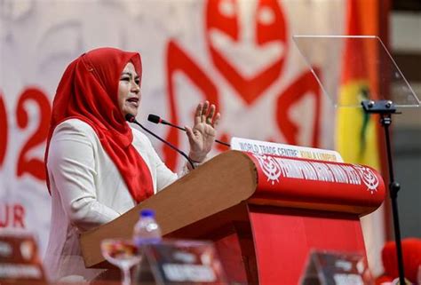 Wanita UMNO Minta Ahli Pemimpin Tumpu Kepada PRK Astro Awani