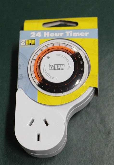 24 HOUR ANALOGUE TIMER - Don Gray Electrical Supplies