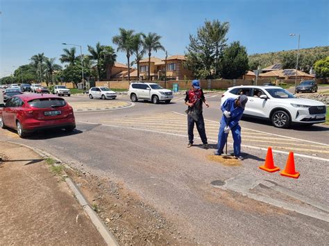 While Tshwane Schedules To Repair Potholes North Residents Continue