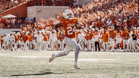 Jonathan Brooks Texas Longhorns Running Back 2023 Sophomore