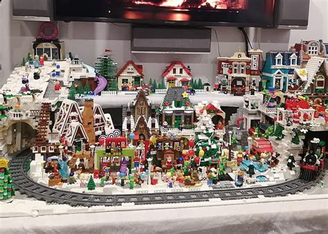 LEGO Winter Village Dioramas & Display Ideas | Lego winter village ...