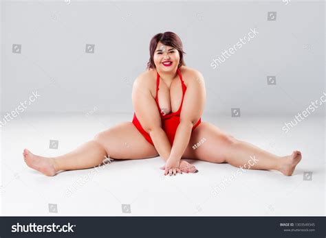 1 186 Chubby Naked Girl Stock Photos Images Photography Shutterstock