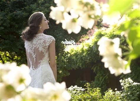 17 Best images about ITALIAN wedding dresses: traditional type on ...