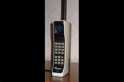 The Worlds First Handheld Cell Phone Call