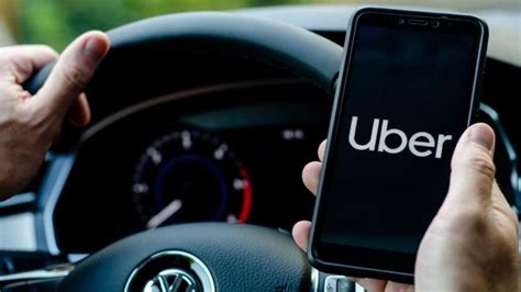 Como a Uber seduz motoristas para dirigir mais e não usar outros apps