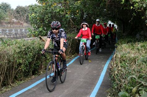 雙灣自行車道浪漫騎遊 國際亮點 「雙灣自行車道」啟用 單車時代 自行車賽事報導、單車環島路線、新手教學