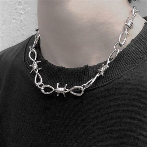 20 Inch Thorns Iron Necklace Heavy Duty Padlock Choker Metal Collar