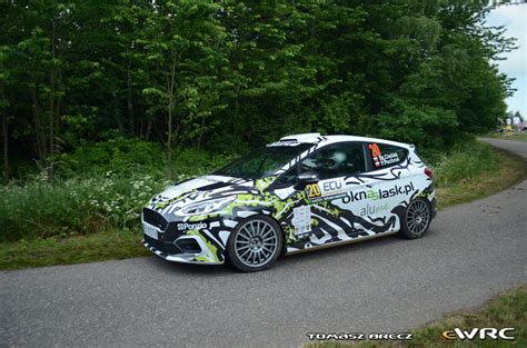 Cie Lak Szymon Pochro Pawe Ford Fiesta Rally Ecu Master Rally