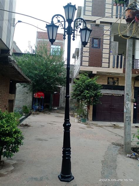 Aluminium Dual Arm Decorative Lighting Pole For Outdoor At Rs 9500