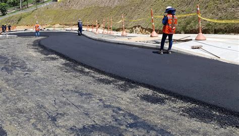 Construcción y pavimentación de vías urbanas Concresa Ingenieros