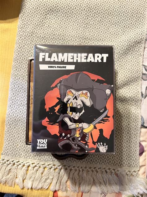 Youtooz Sea Of Thieves Collection Captain Flameheart Vinyl Figure 3