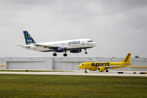 Justice Department sues to block JetBlue merger with Spirit Airlines