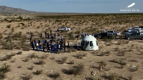 نجاح إطلاق وعودة رحلة Blue Origin إلى الفضاء بمشاركة سارة صبري شاهد