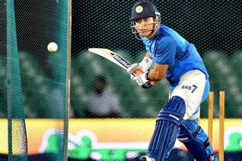 IPL 2020: MS Dhoni Begins Preparation for IPL, Hits the Nets in Ranchi