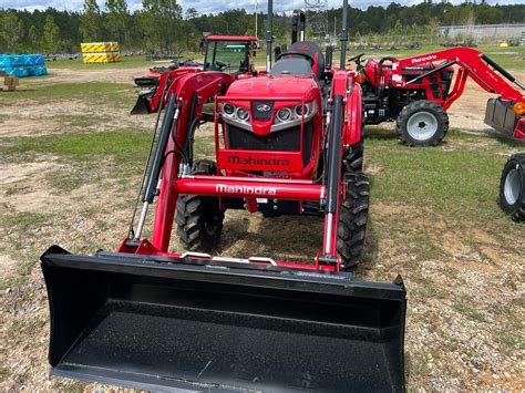 New 2024 Mahindra 1635 HST Tractors In Saucier MS MAH323392 Red