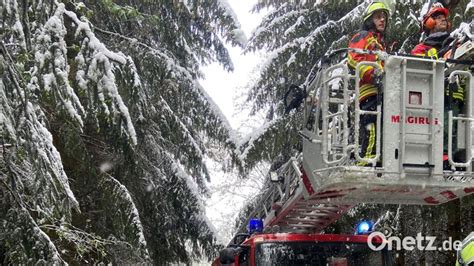 Wintereinbruch H Lt Feuerwehren Im Landkreis Tirschenreuth Auf Trab Onetz