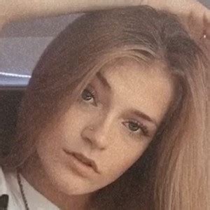 7 Hot Sexy Cierra Starkweather Bikini Pics