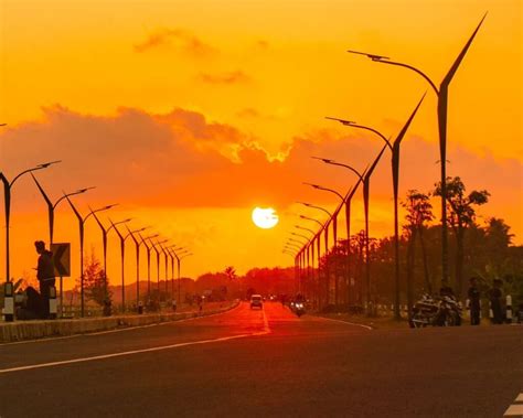 Menikmati Senja Di JLS Bantul Spot Nyore Terbaru Di Selatan Jogja